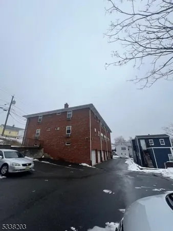 $2,400 | 10 Berton Place, Unit 10, Nutley, NJ 07110