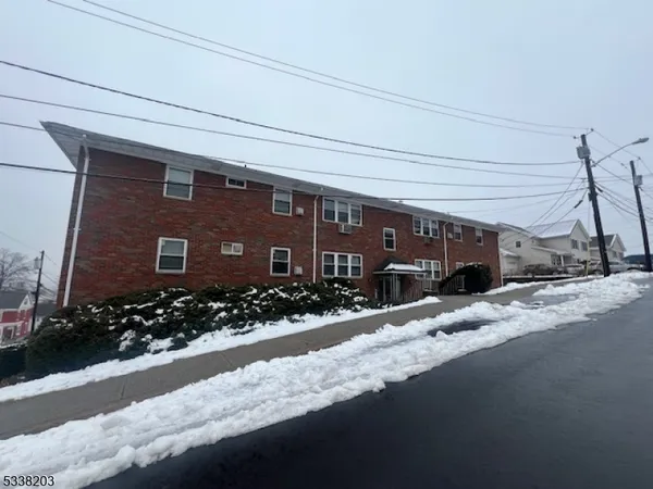 $2,400 | 10 Berton Place, Unit 10, Nutley, NJ 07110