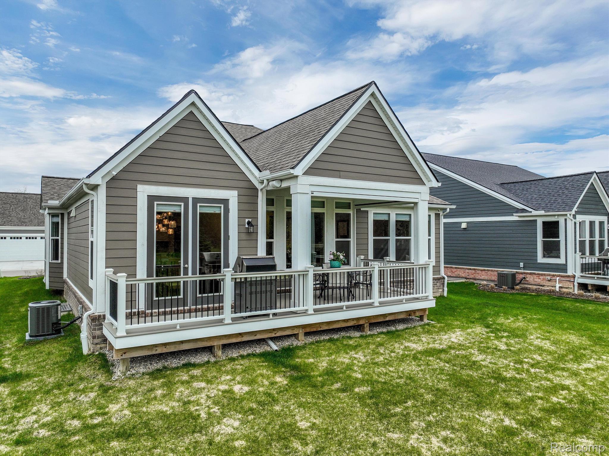 197 Weston Lane Rochester, MI 48309 - Photo 33 of 36 Gallery Image 33