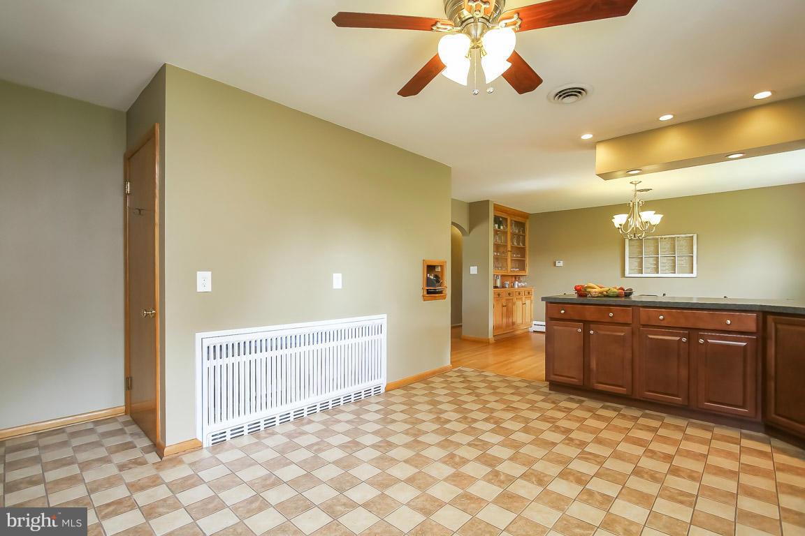 109 Trevanion Road Taneytown, MD 21787 - Photo 6 of 25 Kitchen