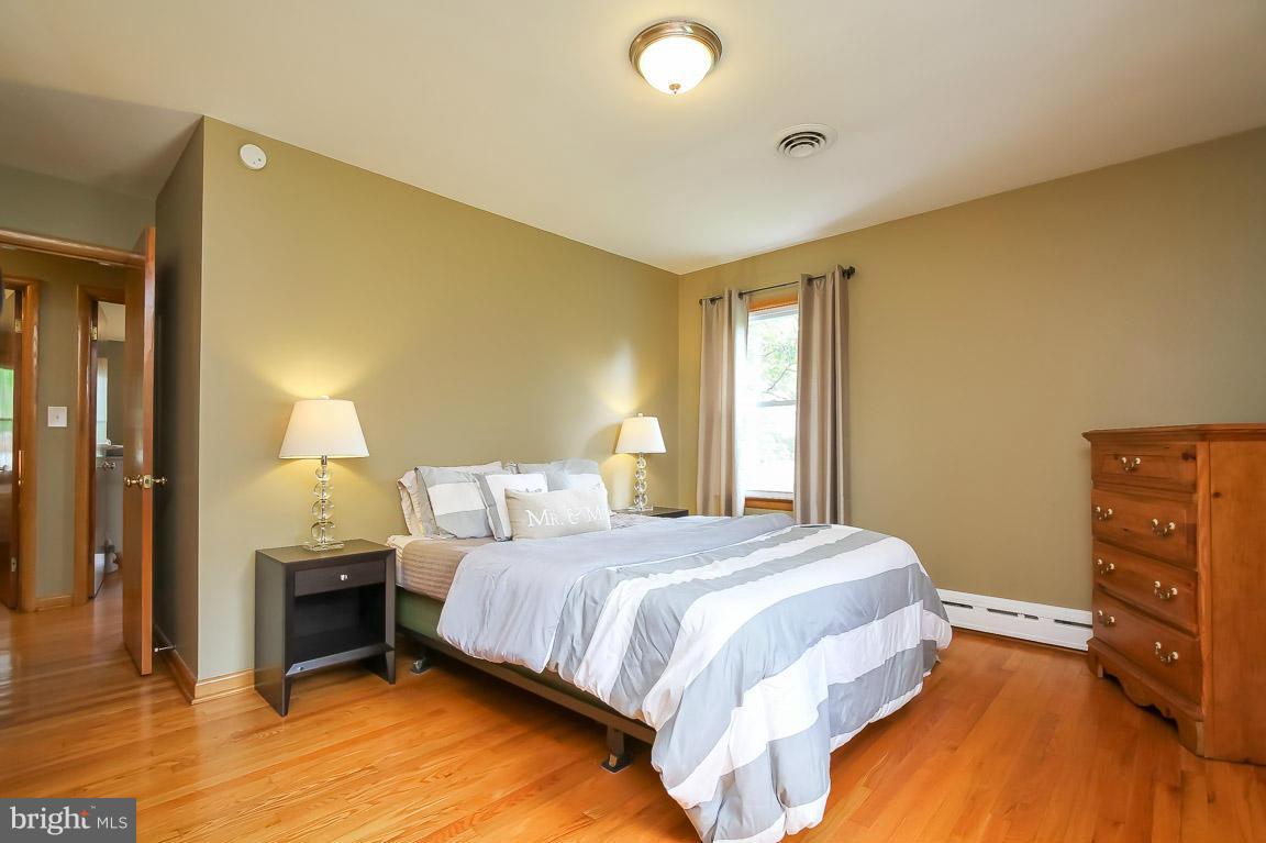 109 Trevanion Road Taneytown, MD 21787 - Photo 8 of 25 Bedroom (Master)