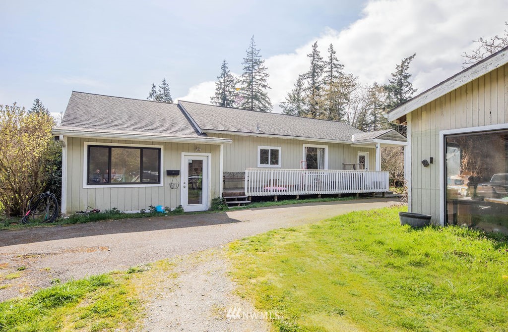 780 Arrowhead Road Camano Island, WA 98282 - Photo 1 of 40 Gallery Image 1