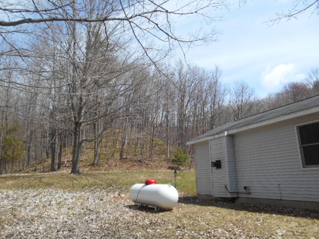 1746 West River Road Traverse City, MI 49696 - Photo 8 of 29 1798641-7.JPG