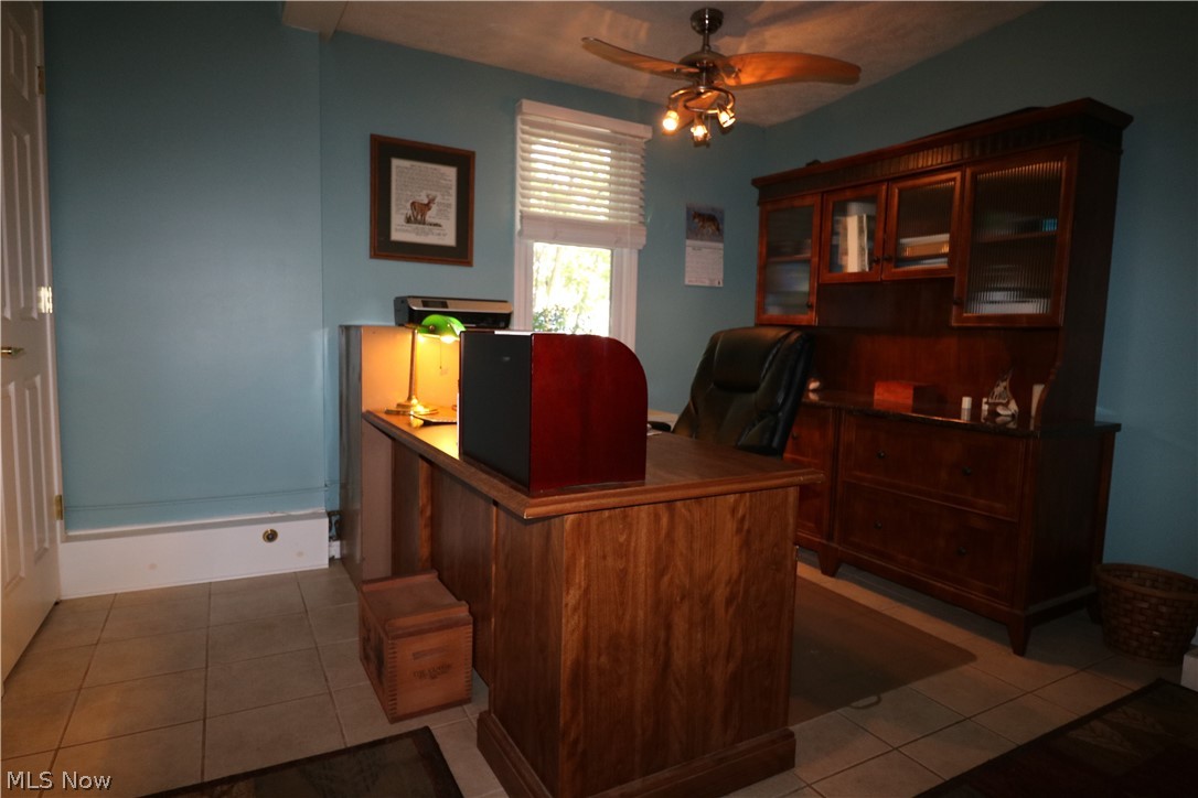 1005 Lakeview Road Huron, OH 44839 - Photo 10 of 25