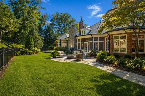 $3,150,000 | 1810 Tyne Boulevard, Nashville, TN 37215