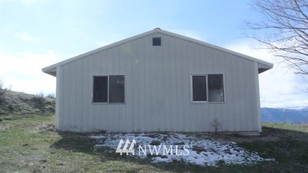 4245 Ivan Morse Road Manson, WA 98831 - Photo 3 of 8 Gallery Image 3