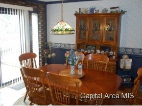 21 Champlain Drive Springfield, IL 62707 - Photo 8 of 24
