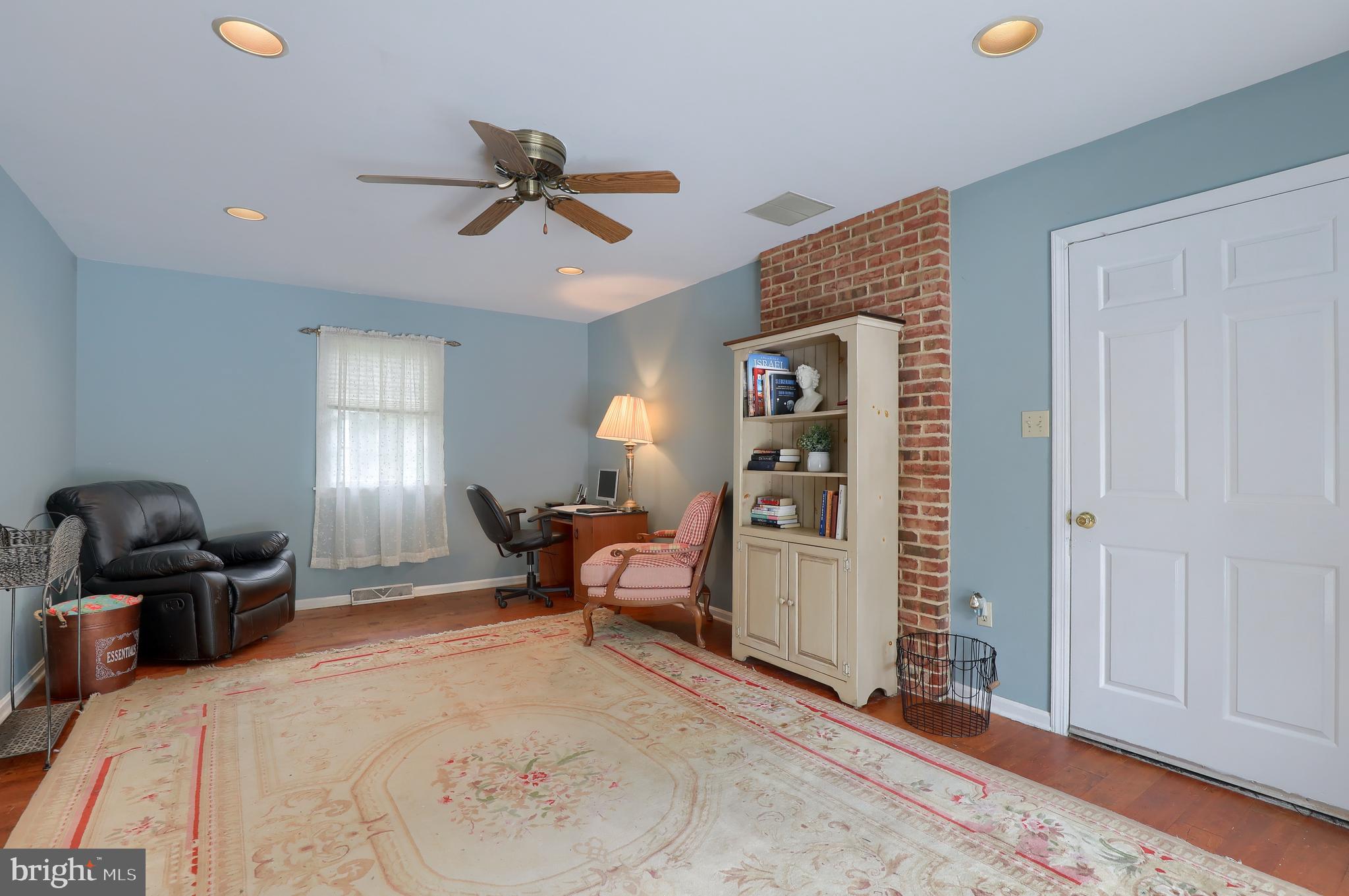4 Perch Place Lititz, PA 17543 - Photo 3 of 37