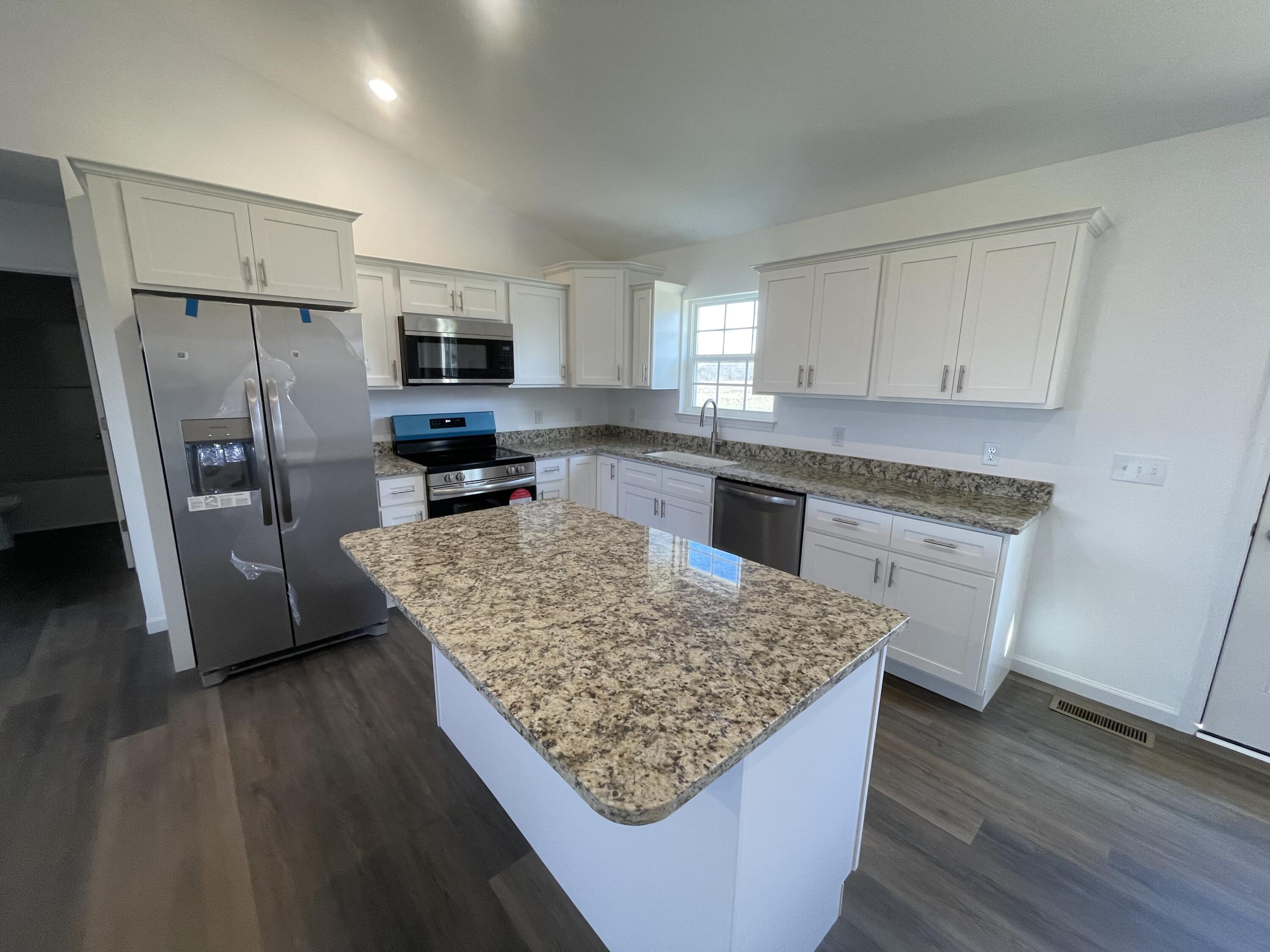 141 Sievers Road Pikeville, TN 37367 - Photo 3 of 16 IMG_3969