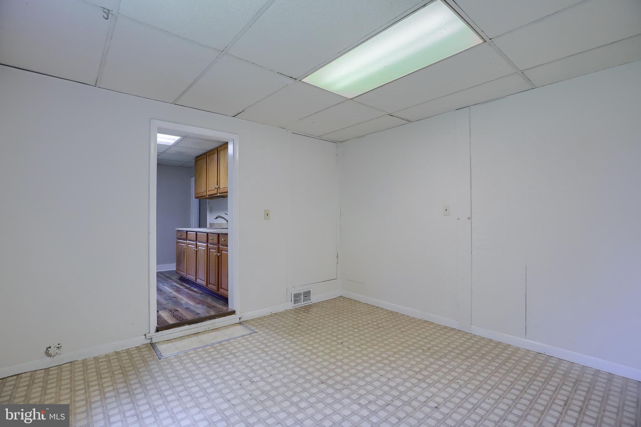 24 Benedict Road Lancaster, PA 17603 - Photo 12 of 40 Gallery Image 12