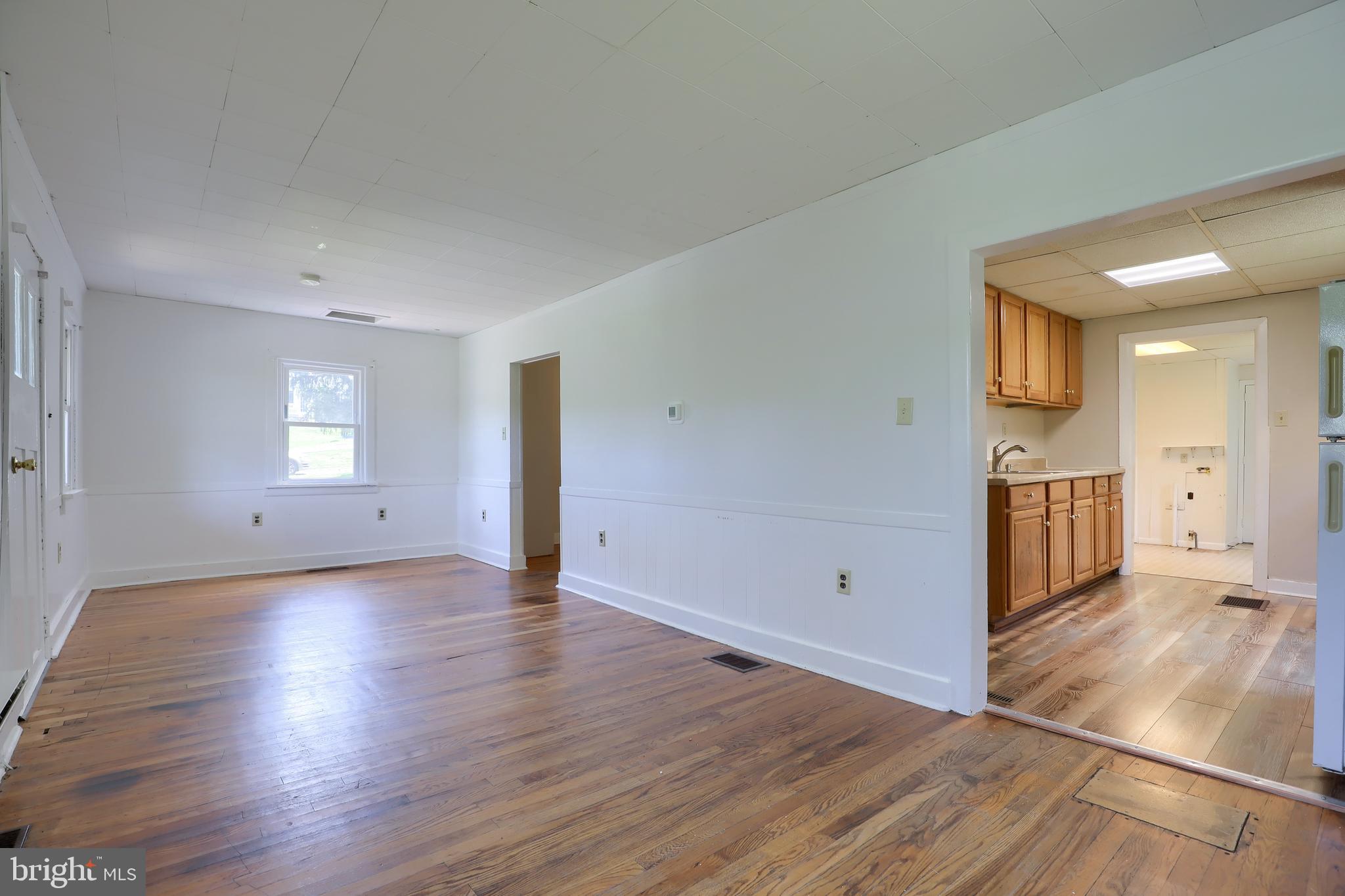 24 Benedict Road Lancaster, PA 17603 - Photo 5 of 40 Gallery Image 5