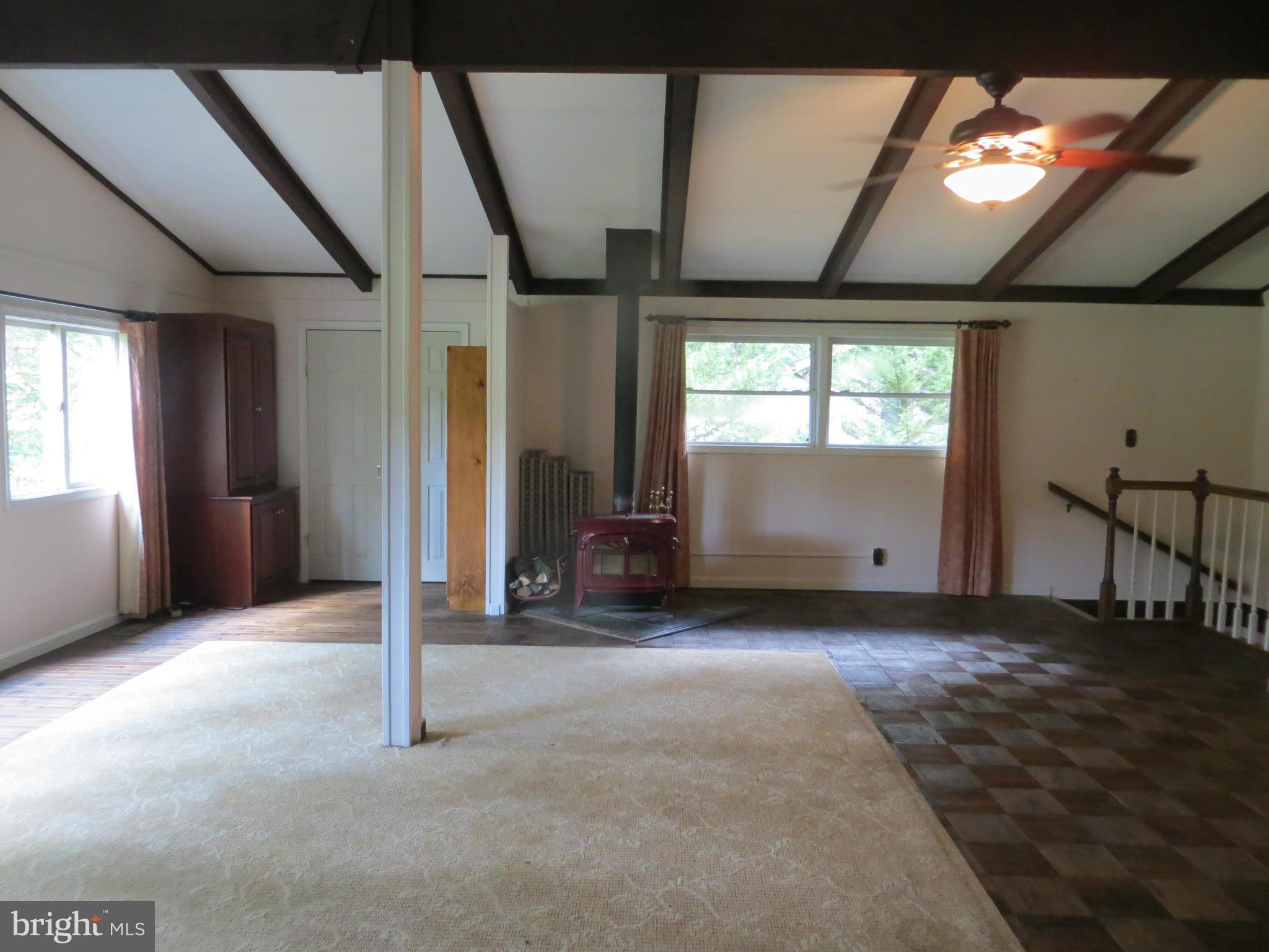 212 Pine Valley Road Locust Grove, VA 22508 - Photo 9 of 24 Great Room