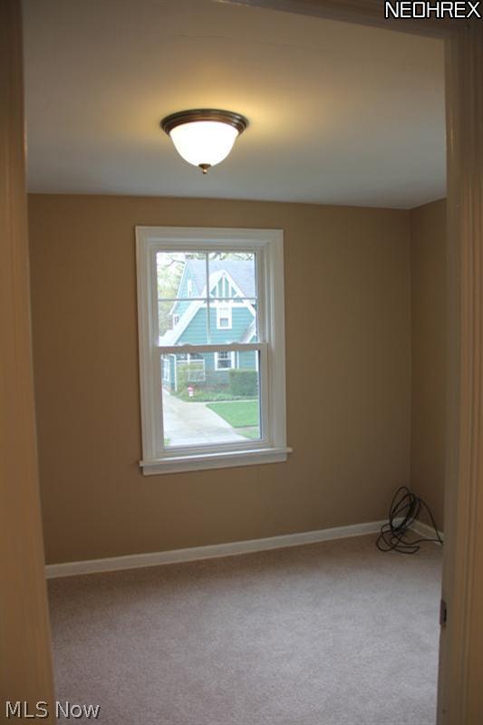 3923 Northampton Road Cleveland, OH 44121 - Photo 16 of 21