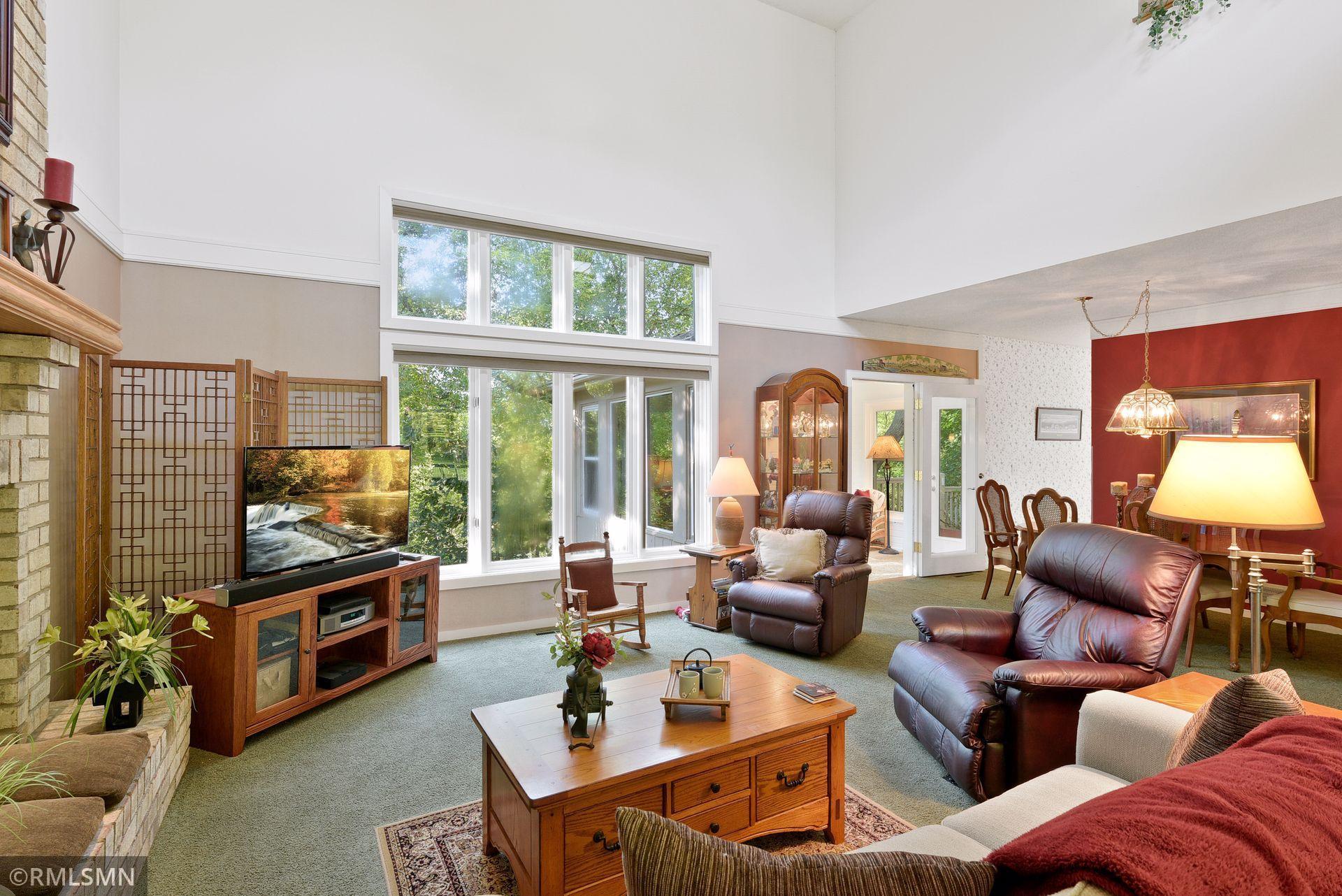 15597 Canyon Ridge Eden Prairie, MN 55347 - Photo 8 of 44 Gallery Image 8