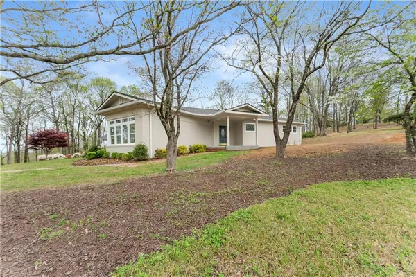 $1,900,000 | 664 Chenocetah Drive, Cornelia, GA 30531