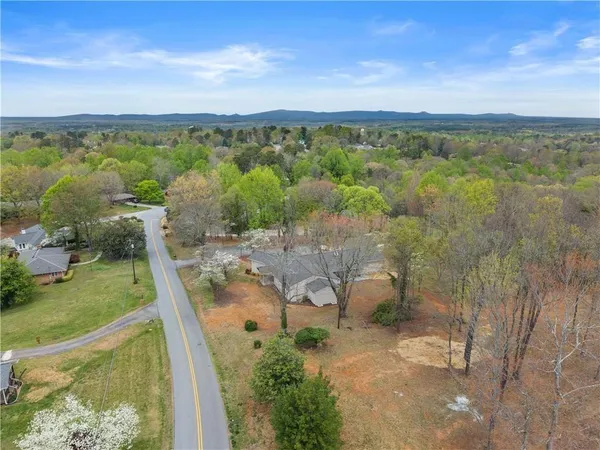 $1,900,000 | 664 Chenocetah Drive, Cornelia, GA 30531