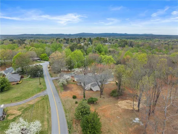 $1,900,000 | 664 Chenocetah Drive, Cornelia, GA 30531