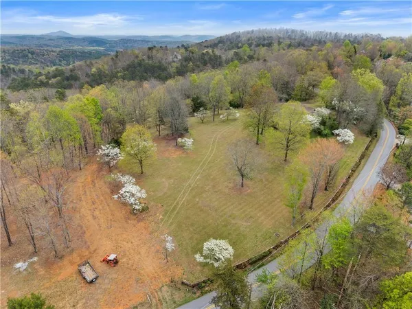 $1,900,000 | 664 Chenocetah Drive, Cornelia, GA 30531