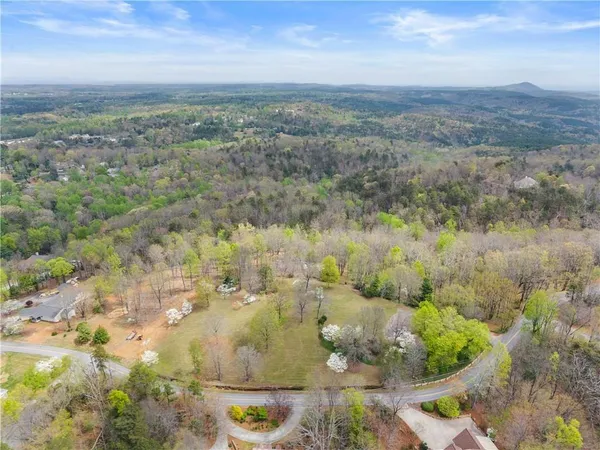 $1,900,000 | 664 Chenocetah Drive, Cornelia, GA 30531