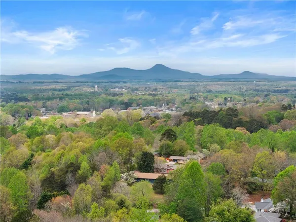 $1,900,000 | 664 Chenocetah Drive, Cornelia, GA 30531