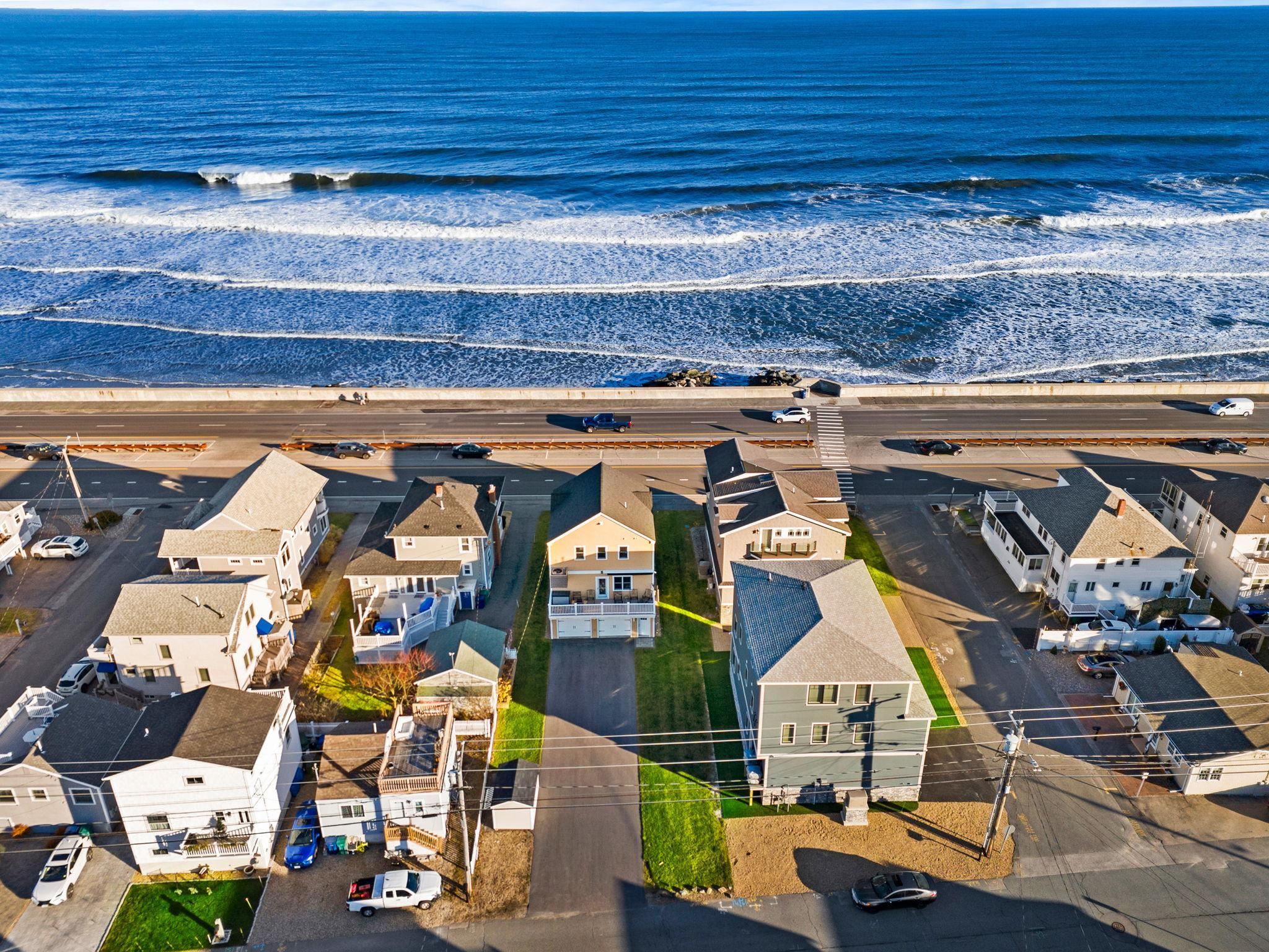 743 Ocean Boulevard Hampton, NH 03842 - Photo 2 of 40