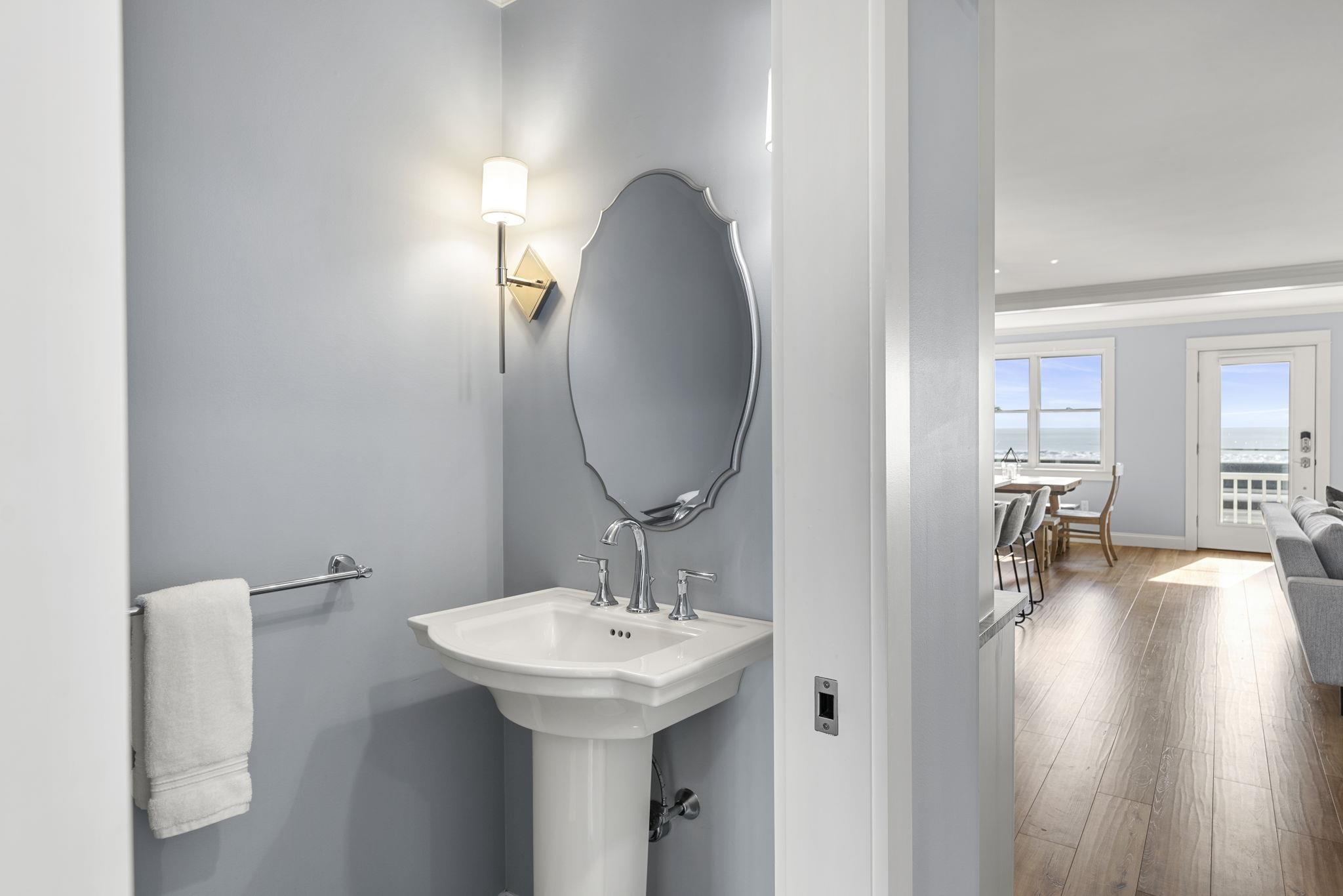743 Ocean Boulevard Hampton, NH 03842 - Photo 9 of 40