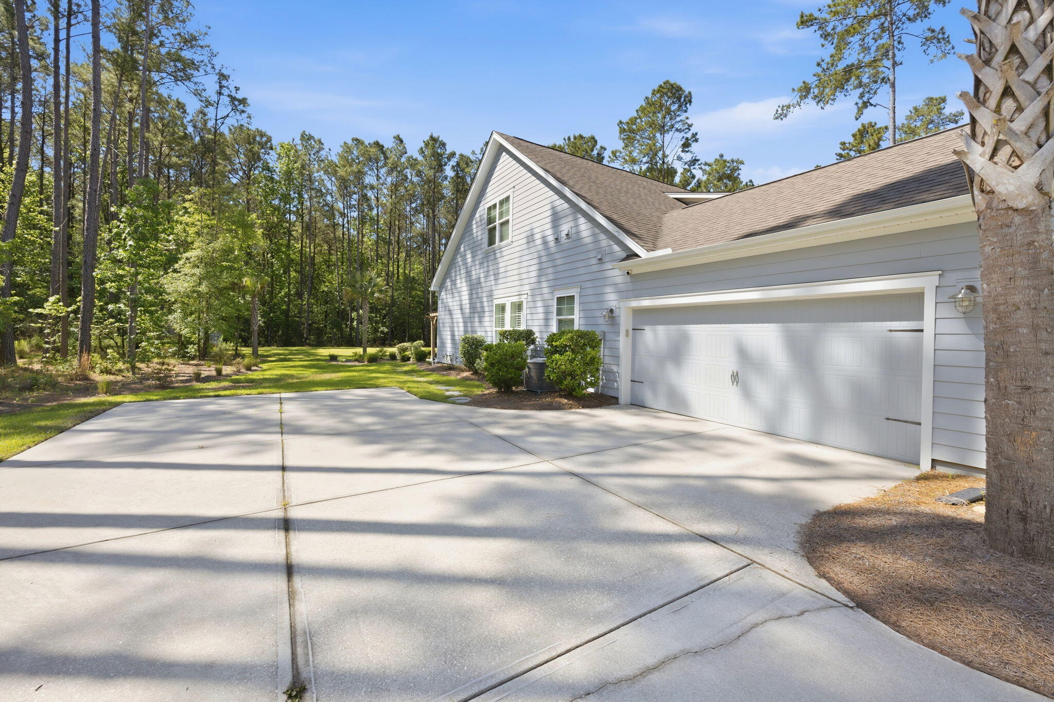 115 Beam Street Huger, SC 29450 - Photo 28 of 36 Side View