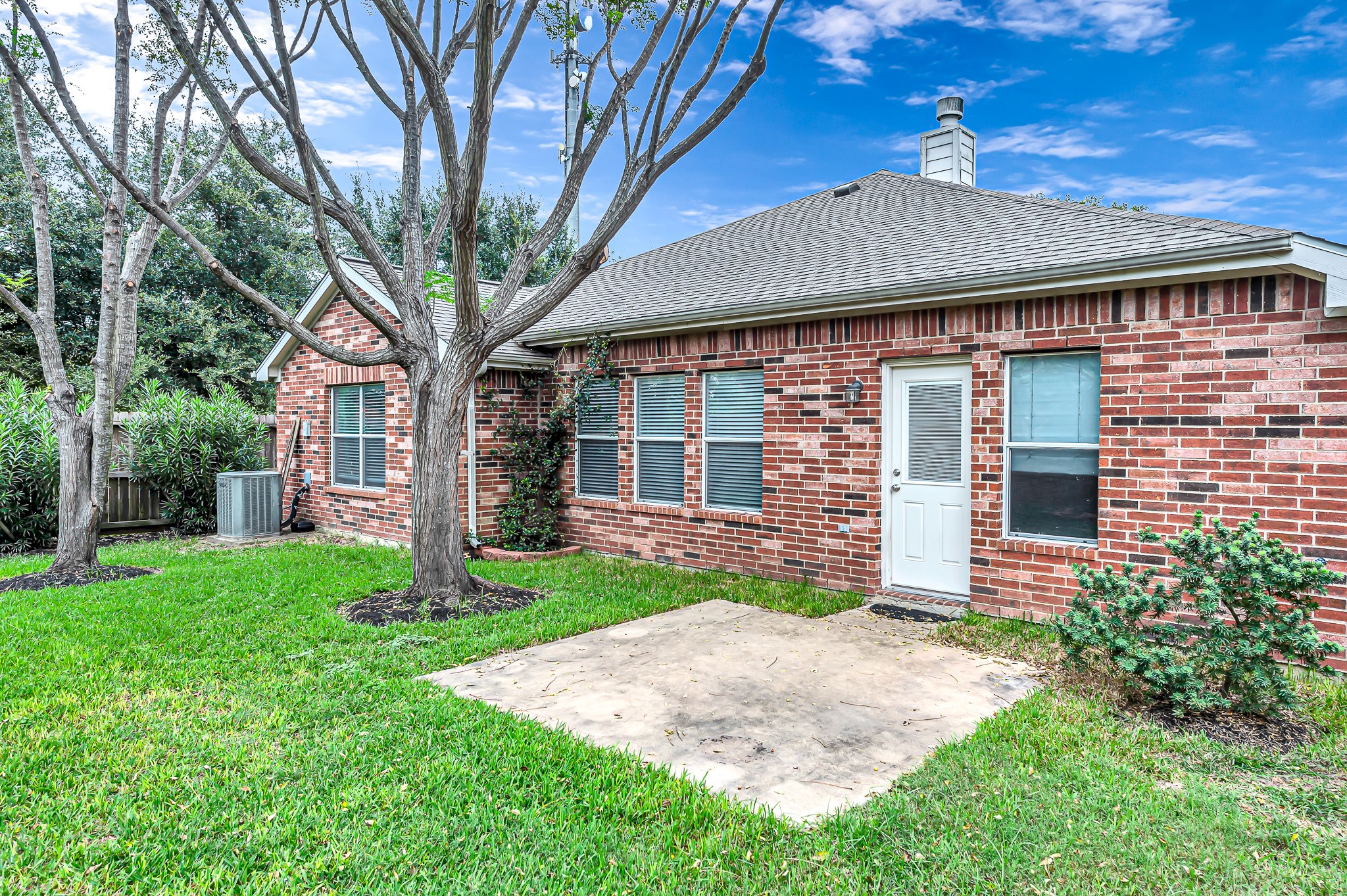 1602 Rustic Hollow Lane Katy, TX 77450 - Photo 31 of 48 Full brick house with a spacious backyard.