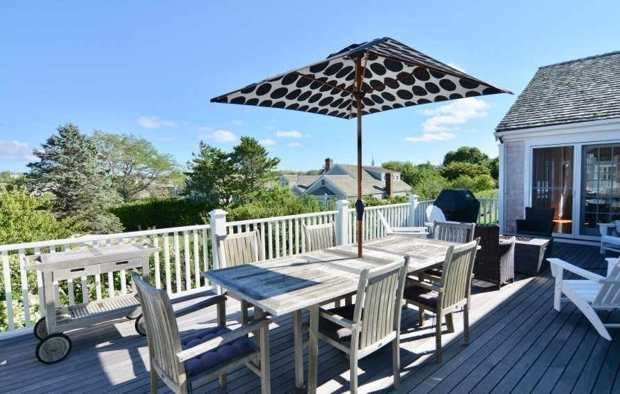 10 Brant Point Road Nantucket, MA 02554 - Photo 4 of 31