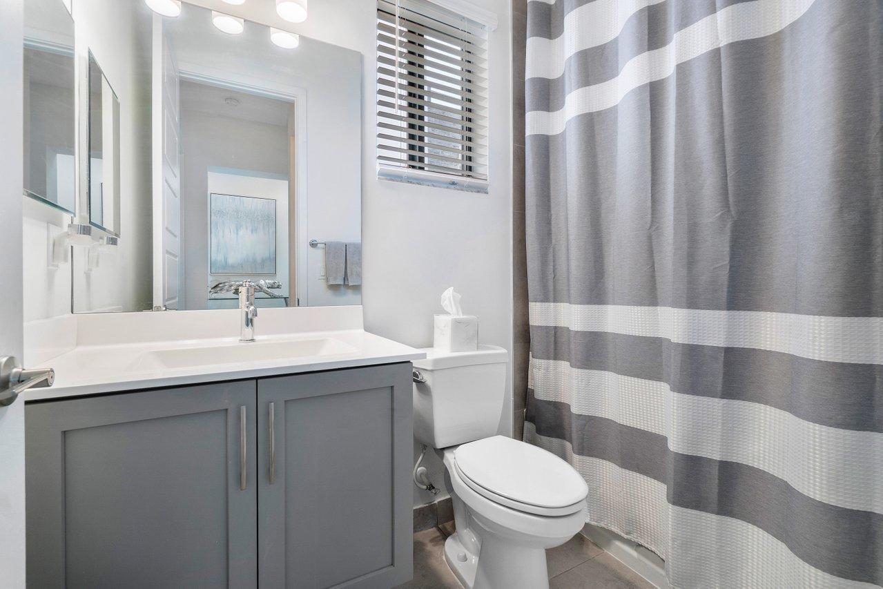 10825 Pacifica Way Parkland, FL 33076 - Photo 17 of 41 015-10825PacificaWay-Parkland-FL-33076-S