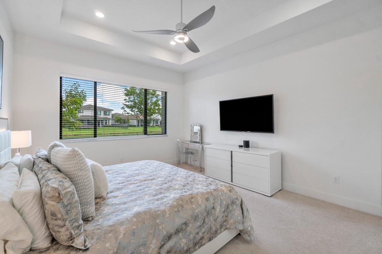 10825 Pacifica Way Parkland, FL 33076 - Photo 18 of 41 019-10825PacificaWay-Parkland-FL-33076-S