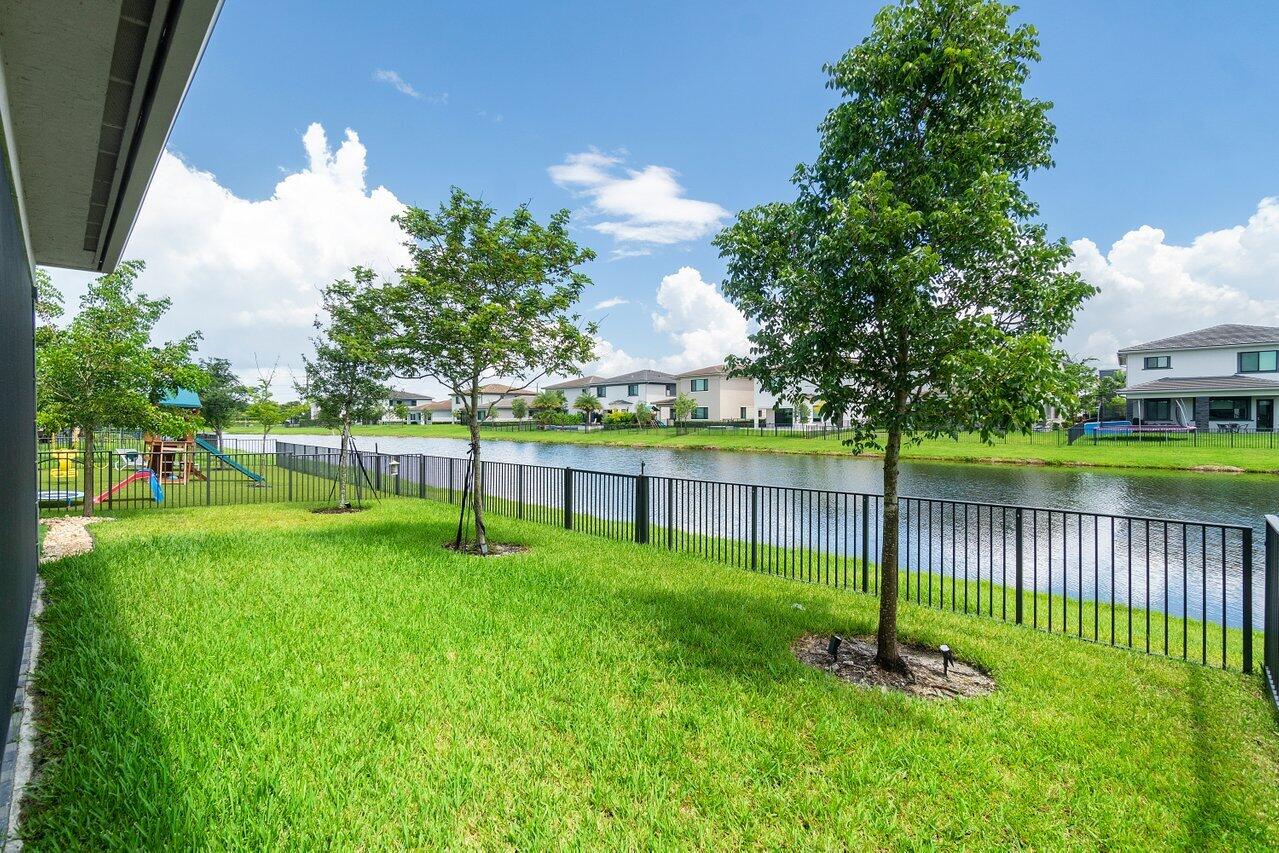 10825 Pacifica Way Parkland, FL 33076 - Photo 27 of 41 029-10825PacificaWay-Parkland-FL-33076-S