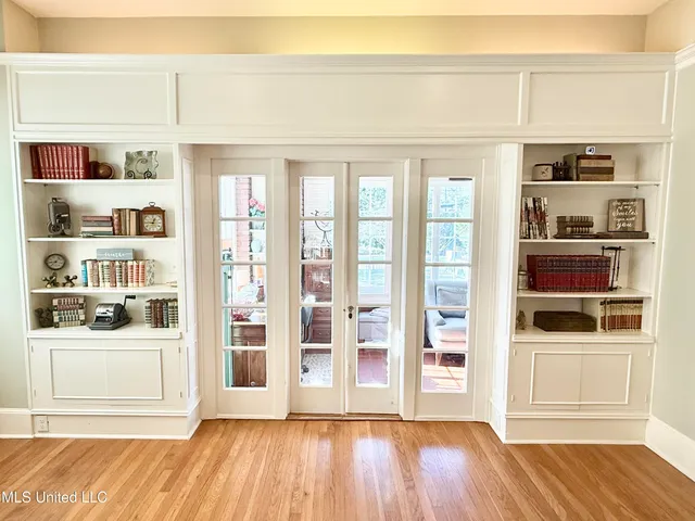 $499,000 | 721 South Church Street, Brookhaven, MS 39601