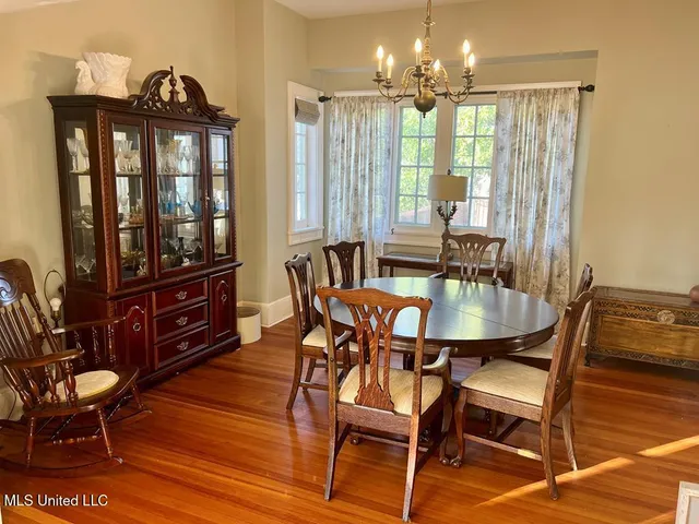 $499,000 | 721 South Church Street, Brookhaven, MS 39601