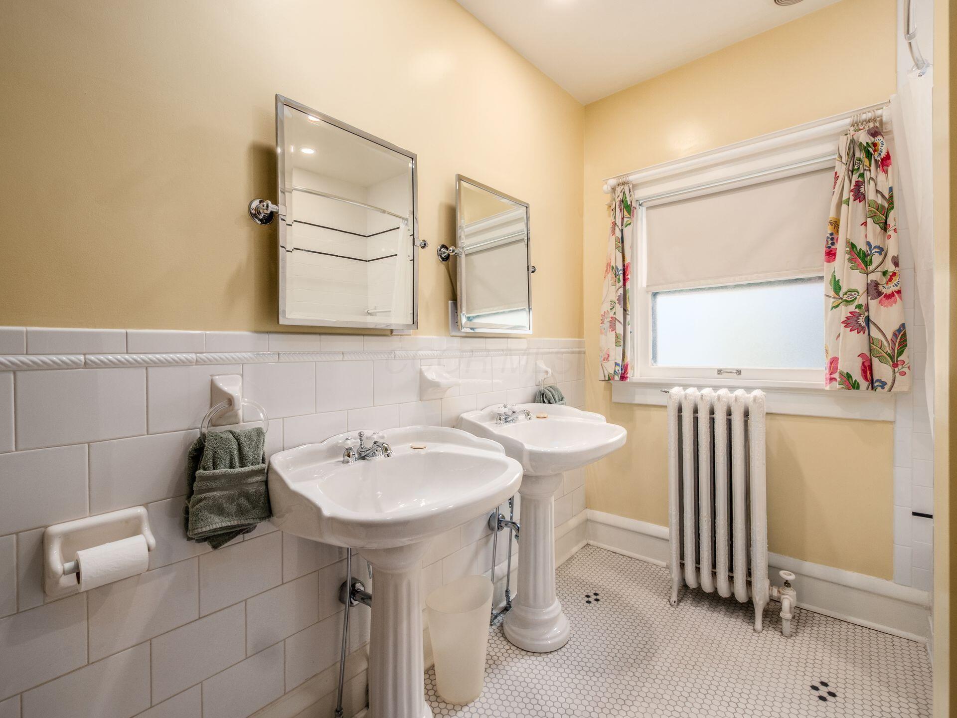112 Arden Road Columbus, OH 43214 - Photo 31 of 49 039_ Rd Columbus OH 43214 USA