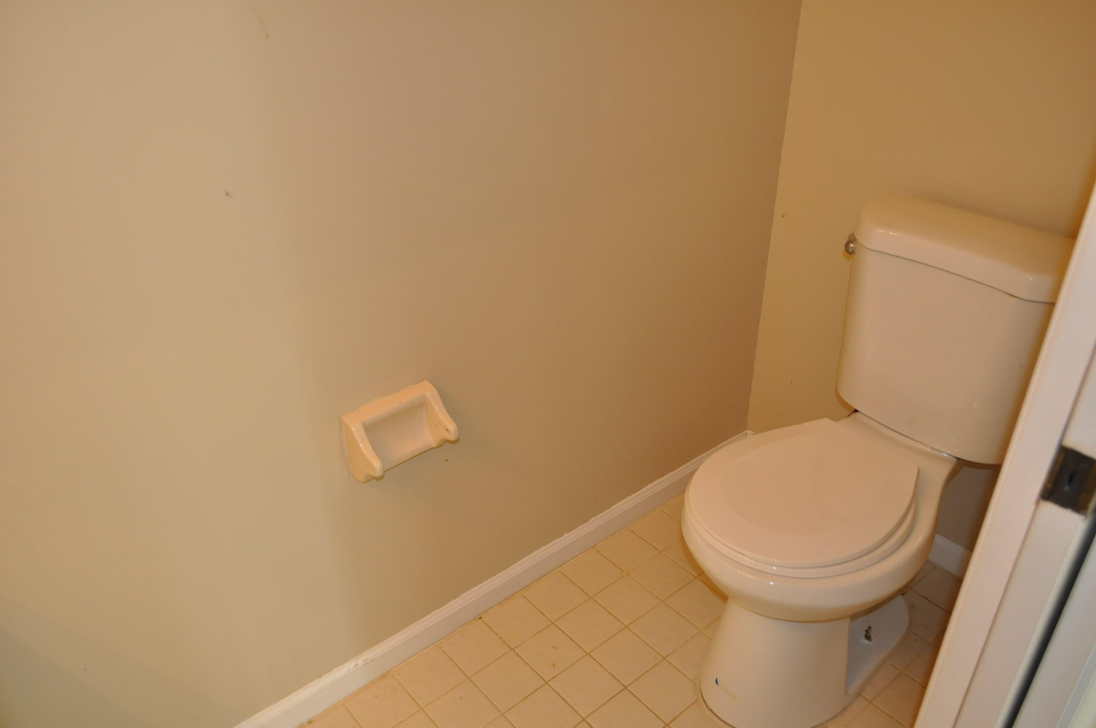 10579 Pebble Cove Lane Boca Raton, FL 33498 - Photo 15 of 24 1/2 Bath
