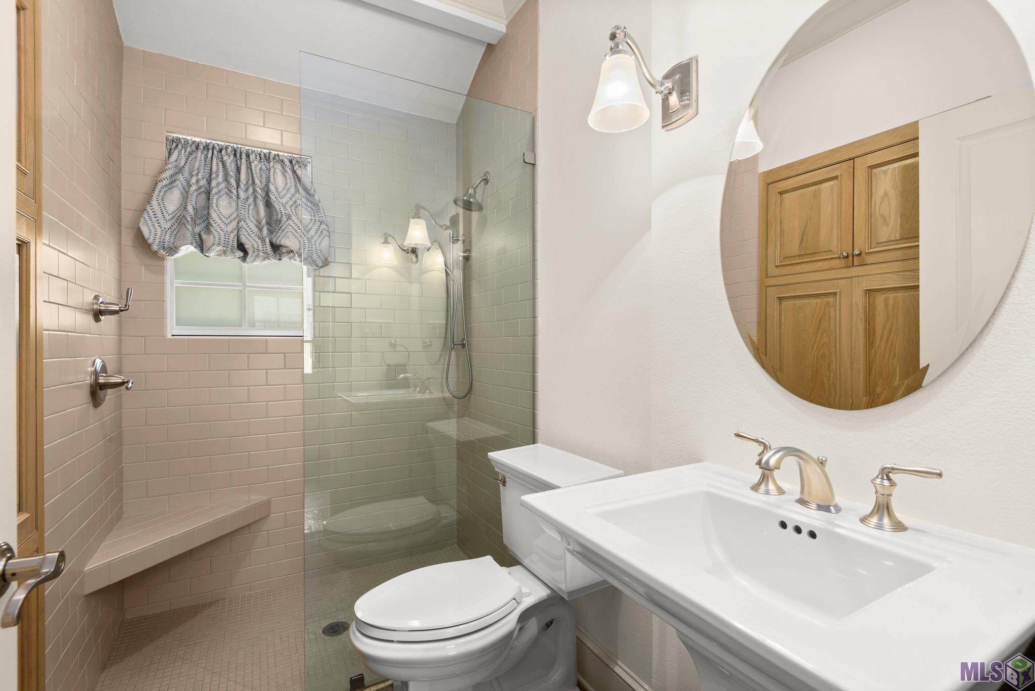 7110 Sheffield Avenue Baton Rouge, LA 70806 - Photo 17 of 50 Full Bath by Office
