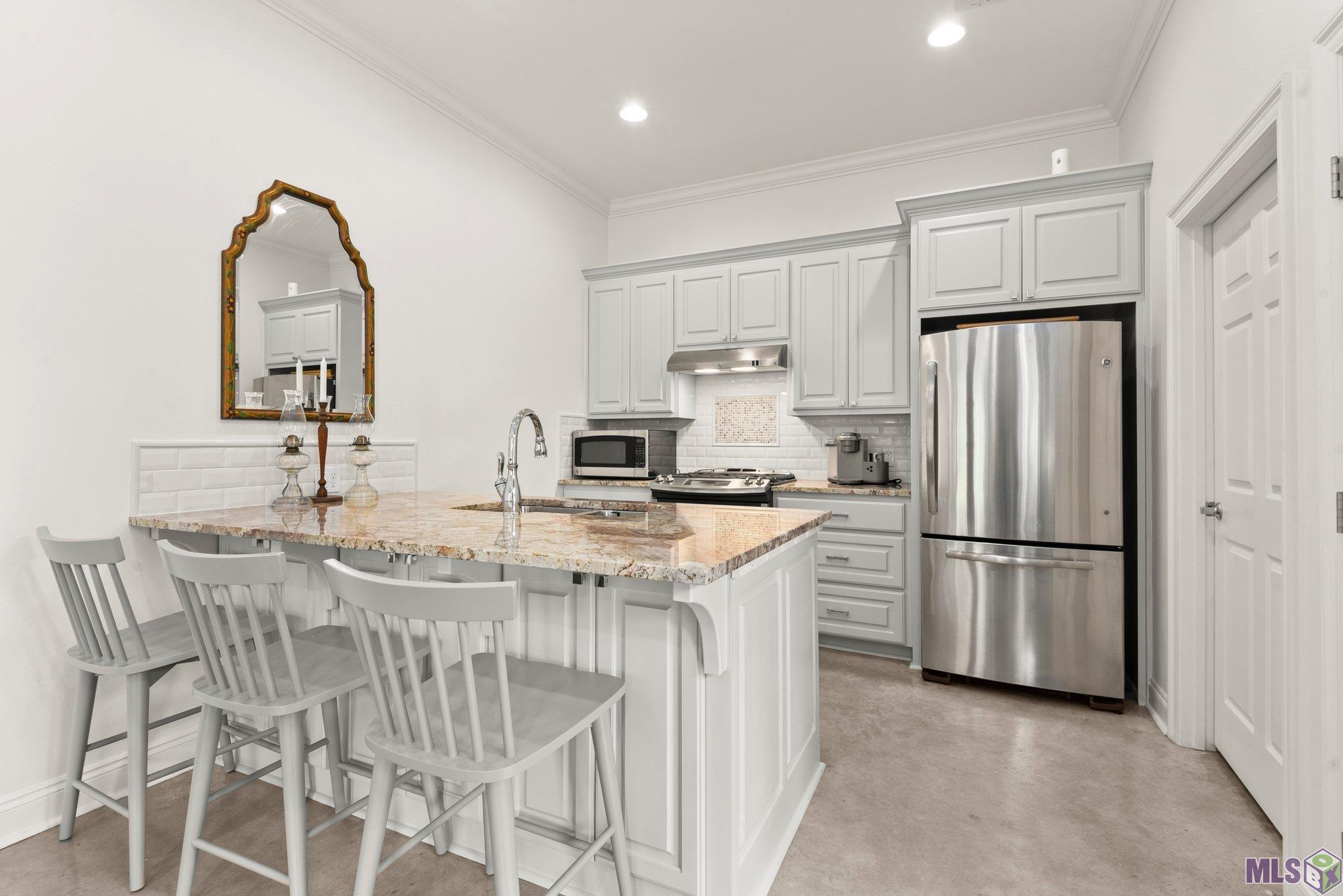 7110 Sheffield Avenue Baton Rouge, LA 70806 - Photo 42 of 50 Guest House Kitchen