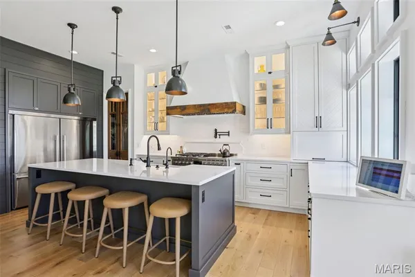 $1,500,000 | 853 Elmtree Lane, Kirkwood, MO 63122
