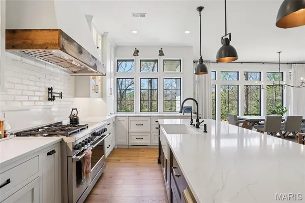 $1,500,000 | 853 Elmtree Lane, Kirkwood, MO 63122