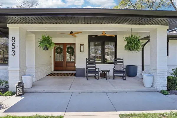 $1,500,000 | 853 Elmtree Lane, Kirkwood, MO 63122