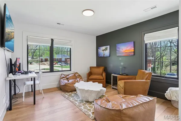 $1,500,000 | 853 Elmtree Lane, Kirkwood, MO 63122