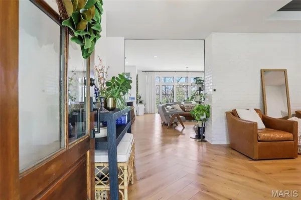 $1,500,000 | 853 Elmtree Lane, Kirkwood, MO 63122