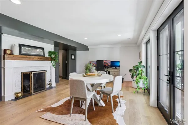 $1,500,000 | 853 Elmtree Lane, Kirkwood, MO 63122