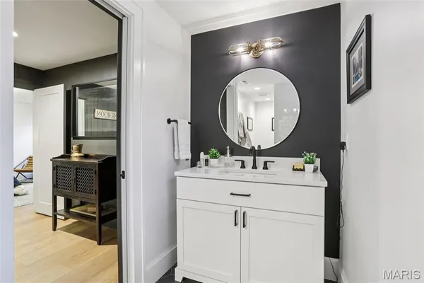 $1,500,000 | 853 Elmtree Lane, Kirkwood, MO 63122