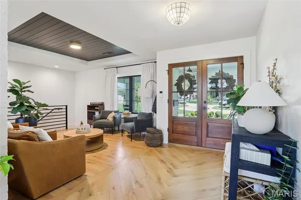 $1,500,000 | 853 Elmtree Lane, Kirkwood, MO 63122