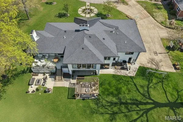 $1,500,000 | 853 Elmtree Lane, Kirkwood, MO 63122