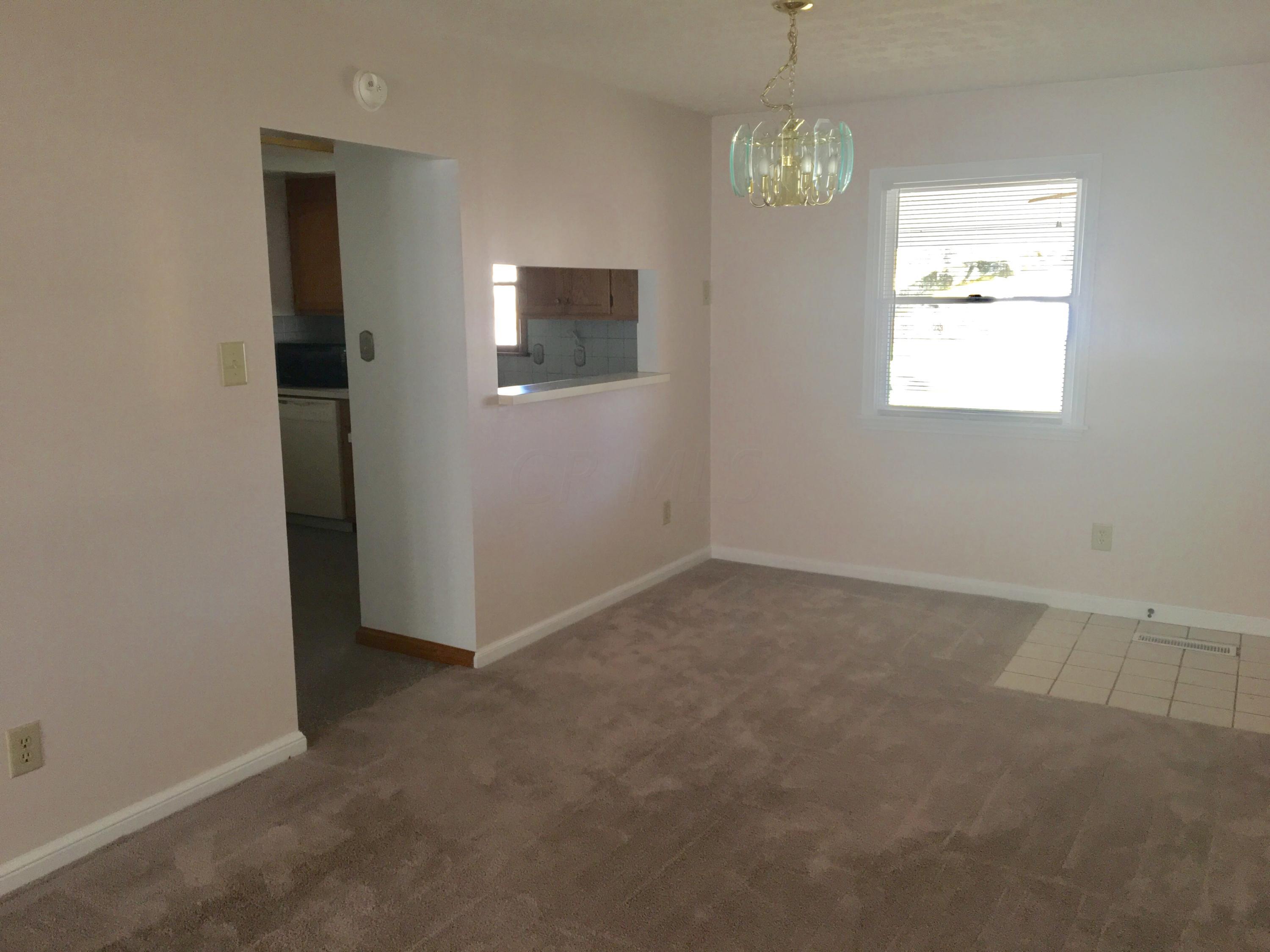 4556 St Rita Lane Columbus, OH 43213 - Photo 5 of 30
