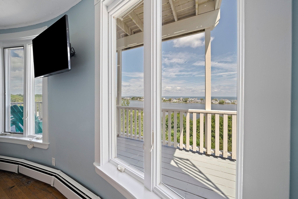 646 Jerusalem Road, Unit 5 Cohasset, MA 02025 - Photo 21 of 34 Gallery Image 21