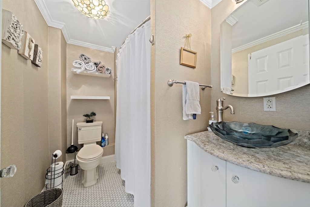 646 Jerusalem Road, Unit 5 Cohasset, MA 02025 - Photo 22 of 34 Gallery Image 22